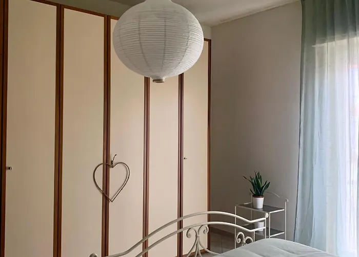 La Finestra Sul Parco Apartment *